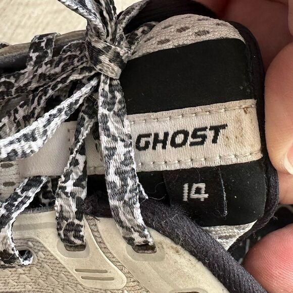 Brooks Ghost 14 Running Sneakers Black & White Camo Women’s Size 10 - Picture 9 of 12